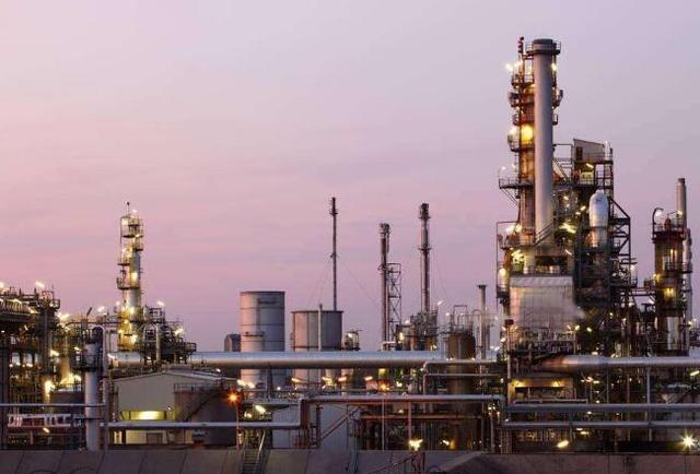 二氧化硫及氮氧化物年排放低至0.18吨、306吨