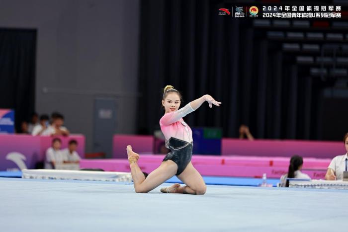 全国体操冠军赛落幕 孙丕宙与张欣怡分获男女个