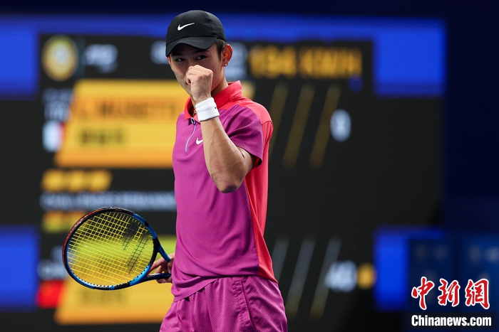 成都公开赛决赛封王：商竣程成为2005年后首位取