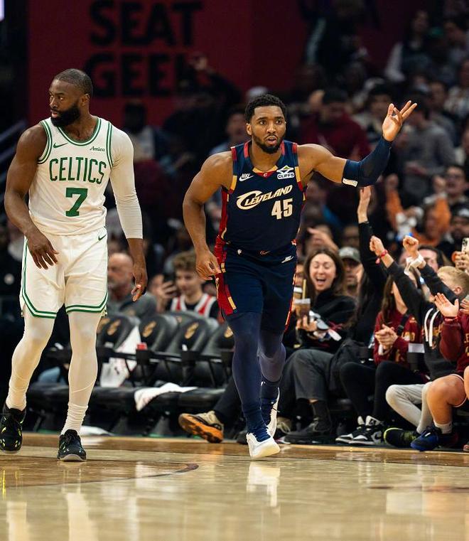 凯尔特人三杀骑士 塔图姆复出助绿军豪取三连胜