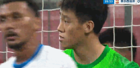 刘世博两次失误致青岛西海岸领先 李昊伤缺成隐