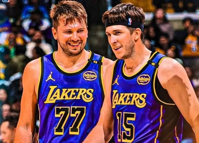 湖人伤病潮冲击季后赛布局 阵容调整成关键考验