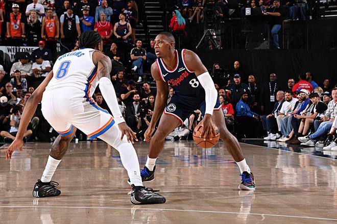 雷霆128-110力克快船 邓恩全场仅得3分成败关键