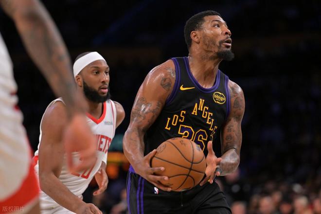 杜兰特复出难救火箭 詹姆斯狂砍三双助湖人双杀