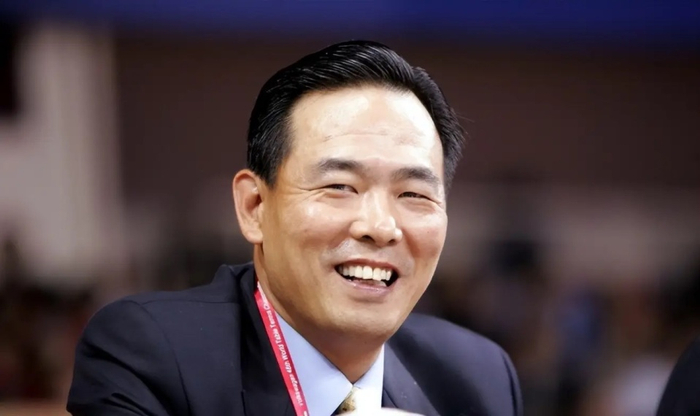 张军被查引热议 蔡振华廉洁管理引关注